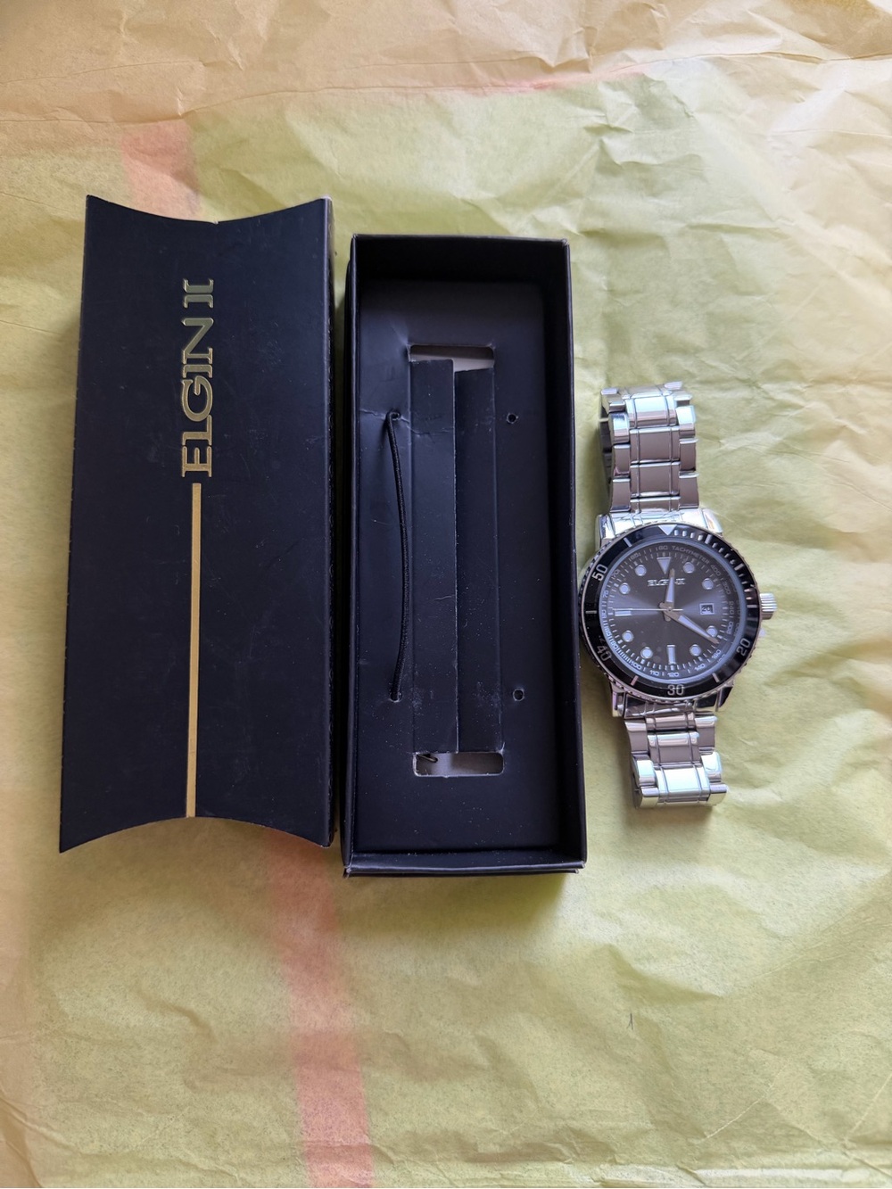 Elgin Silver-Tone Men's Diver Style Watch with Black Dial